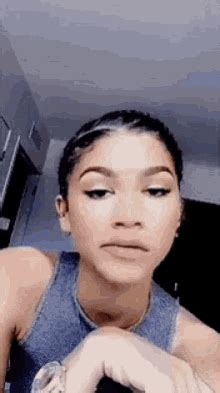 Zendaya GIFs | Tenor