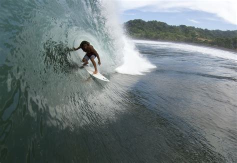 Playa Hermosa, Costa Rica Awarded World Surfing Reserve Status ...