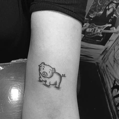 cute pig tattoo | Pig tattoo, Tattoos, Tattoo designs