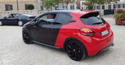 Peugeot 208 GTi | Motoring Den