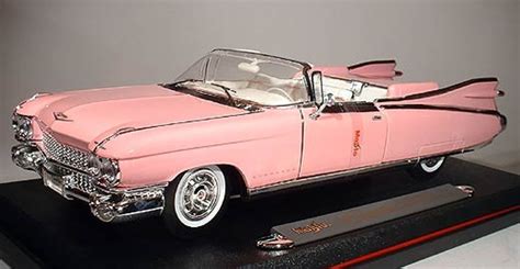 1959 Cadillac Eldorado Biarritz (Pink) 1/18 Maisto