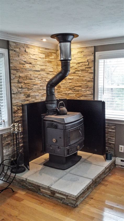 10 Easy Steps To Installing A Wood Stove In Your Mobile Home