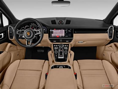 2020 Porsche Cayenne Interior | Porsche cayenne interior, Porsche suv ...