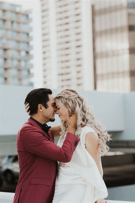 waikiki rooftop hawaii wedding — Hawaii Wedding Photographer