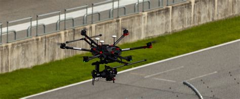 Racing Drones: Exploring the Exciting World of Drone Racing