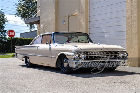 1961 FORD GALAXIE STARLINER CUSTOM COUPE