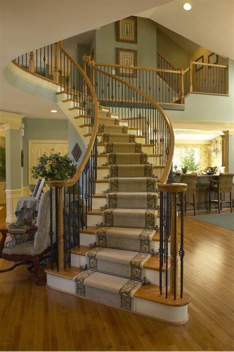 22 Beautiful Traditional Staircase Design Ideas To Must Check - The ...