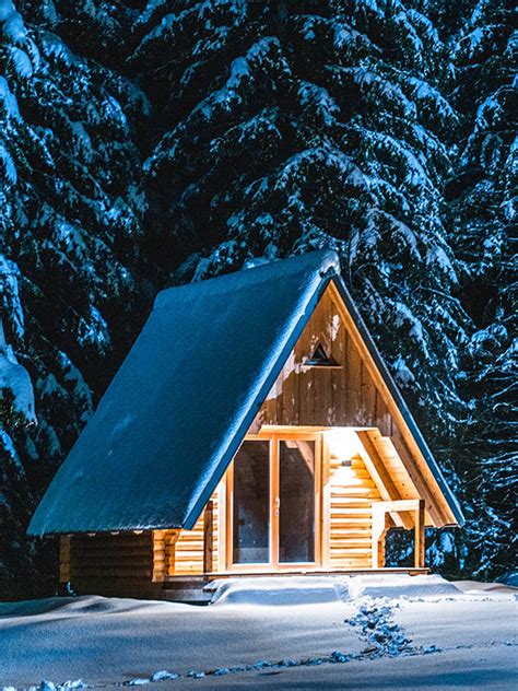 Soriška Planina - prijazno smučarsko in poletno središče