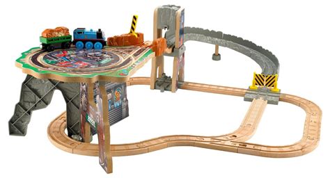 Amazon.com: Fisher-Price Thomas Wooden Railway - Thomas' Fossil Run ...