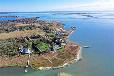 Suffolk County East Moriches New York (NY) — Real Estate Listings By City