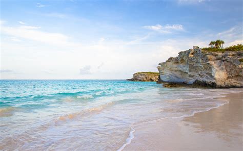 Eleuthera & Harbour Island - Best Pink Sand Beaches in The Bahamas