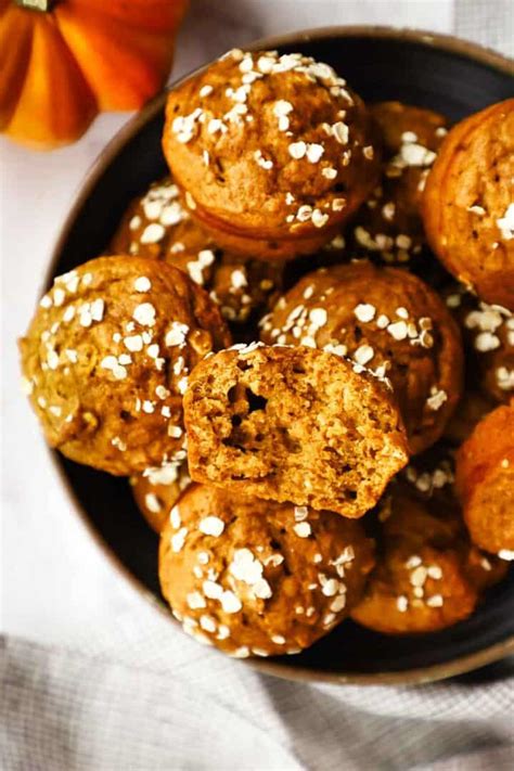 Pumpkin Oatmeal Muffins