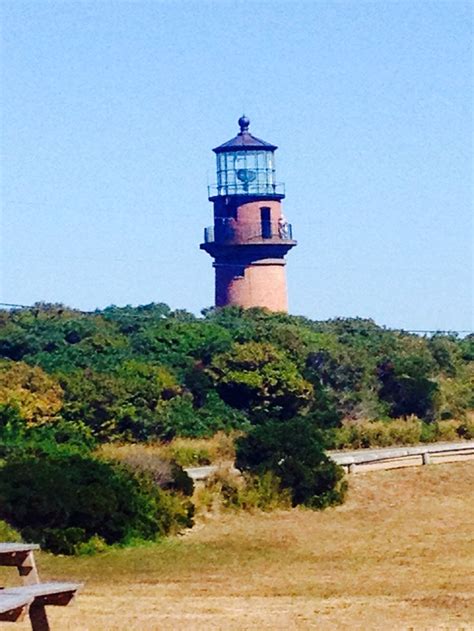 Lighthouse on Martha's Vineyard | Lighthouse, Marthas vineyard, Seattle ...