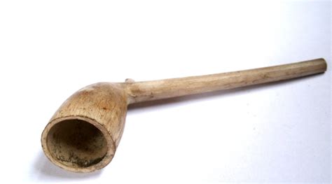 Small Antique White Clay Pipe McDougall Scotland