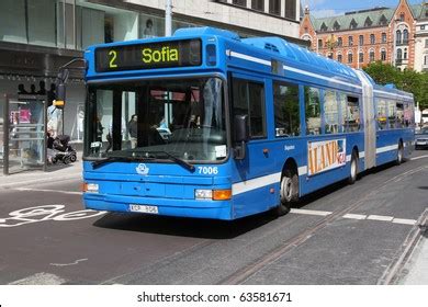 9 Bi Articulated Buses Images, Stock Photos & Vectors | Shutterstock