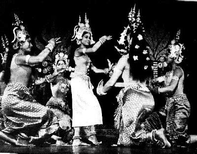 Cambodian Traditional Dance - norococo