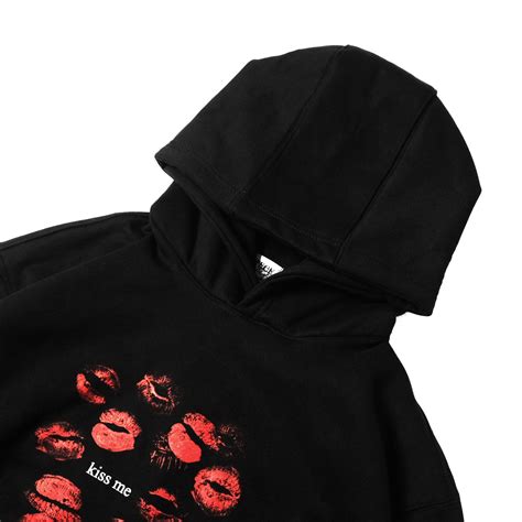 HOODIE KISS ME BLACK - Telepati.che