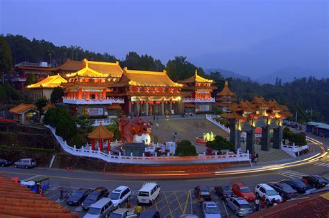 Sun Moon Lake Wenwu Temple > Nantou County > Tourism Administration ...