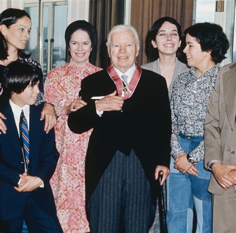 Charlie Chaplin Shared 11 Kids with 3 Different Wives — Meet the Late ...