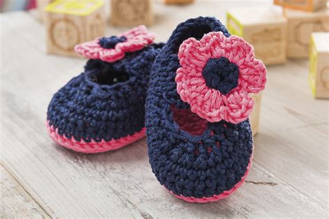 Free baby booties crochet pattern - Gathered