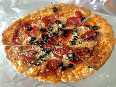 Super Crispy Thin Pizza Crust Recipe - Food.com