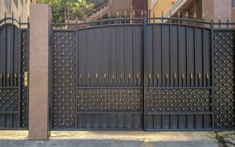 Steel Main Gate Designs In Residential Building Images