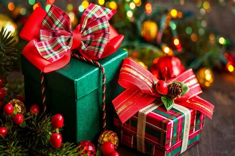 8 originales lazos para envolver regalos - Navidad.