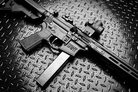 First Look: SAINT Victor 9mm Carbine - The Armory Life