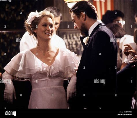 The Deer Hunter 1978 Meryl Streep High Resolution Stock Photography and ...