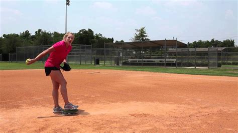 Amanda Scarborough - softball pitching mechanics using your lower body ...