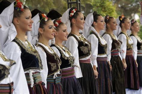 Signature Serbia (@SignatureSerbia) | Twitter | Serbian folk costume ...