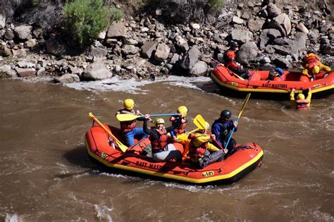 10 Whitewater Rafting Safety Tips | Raft Masters