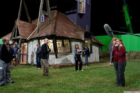 Deathly Hallows Part 1 [Behind the Scenes] - Harry Potter Photo ...