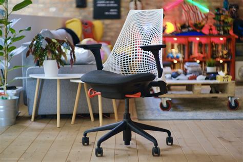 Herman Miller Sayl gaming chair, recensione | Lega Nerd