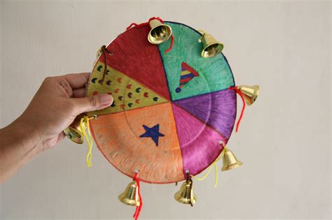 How to Create a Paper Plate Tambourine: 7 Steps (with Pictures)