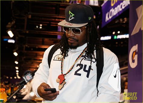 Marshawn Lynch Interview Video: 'I'm Here So I Won't Get Fined': Photo ...