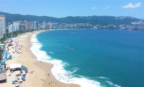 Acapulco Beaches and Activities Are Fun…But Is Acapulco Safe?