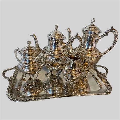 Antique silver plated tea set from 19th century. — OSMAN ANTIQUE