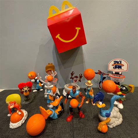 Happy Meal Space Jam Mcdonalds Toys (12 Pcs), Hobbies & Toys, Toys ...