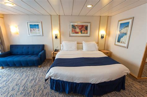 Junior Suite with Balcony on Royal Caribbean Navigator of the Seas ...