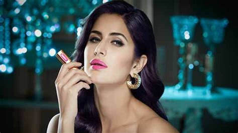 Colour pink is my favourite hue when it comes to lipsticks: Katrina Kaif