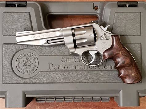 [OC] Smith & Wesson Model 627 Performance Center 8-Shot .357 Magnum : r ...