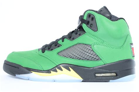 AuthentKicks | Air Jordan 5 Retro Apple Green ‘Oregon’