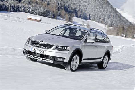 Skoda Octavia Break 2.0TDI 184cv 4X4 Scout DSG: Olhar o futuro | AutoSport