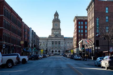 15 Best Things to Do in Iowa City (Iowa) - The Crazy Tourist