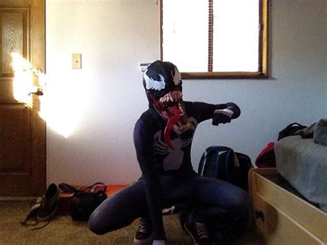 Venom cosplay | Cosplay Amino