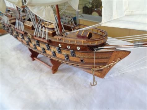 PIRATE SHIP WOODEN MODEL