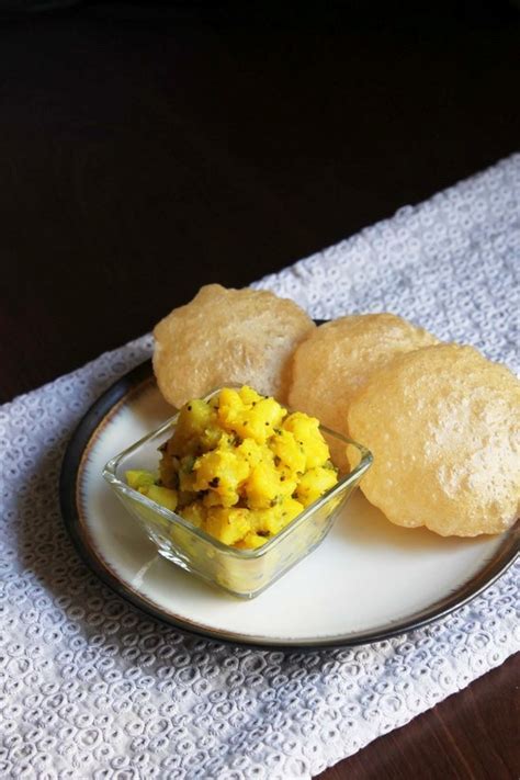 Poori Bhaji Recipe | How to make Poori bhaji / Puri bhaji