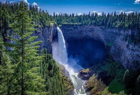 Helmcken Falls, Wells Gray National Park, Canada