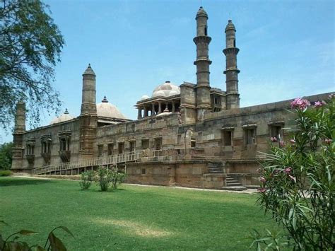 Champaner-Pavagadh Archaeological Park, History, Timings, Entry Fee